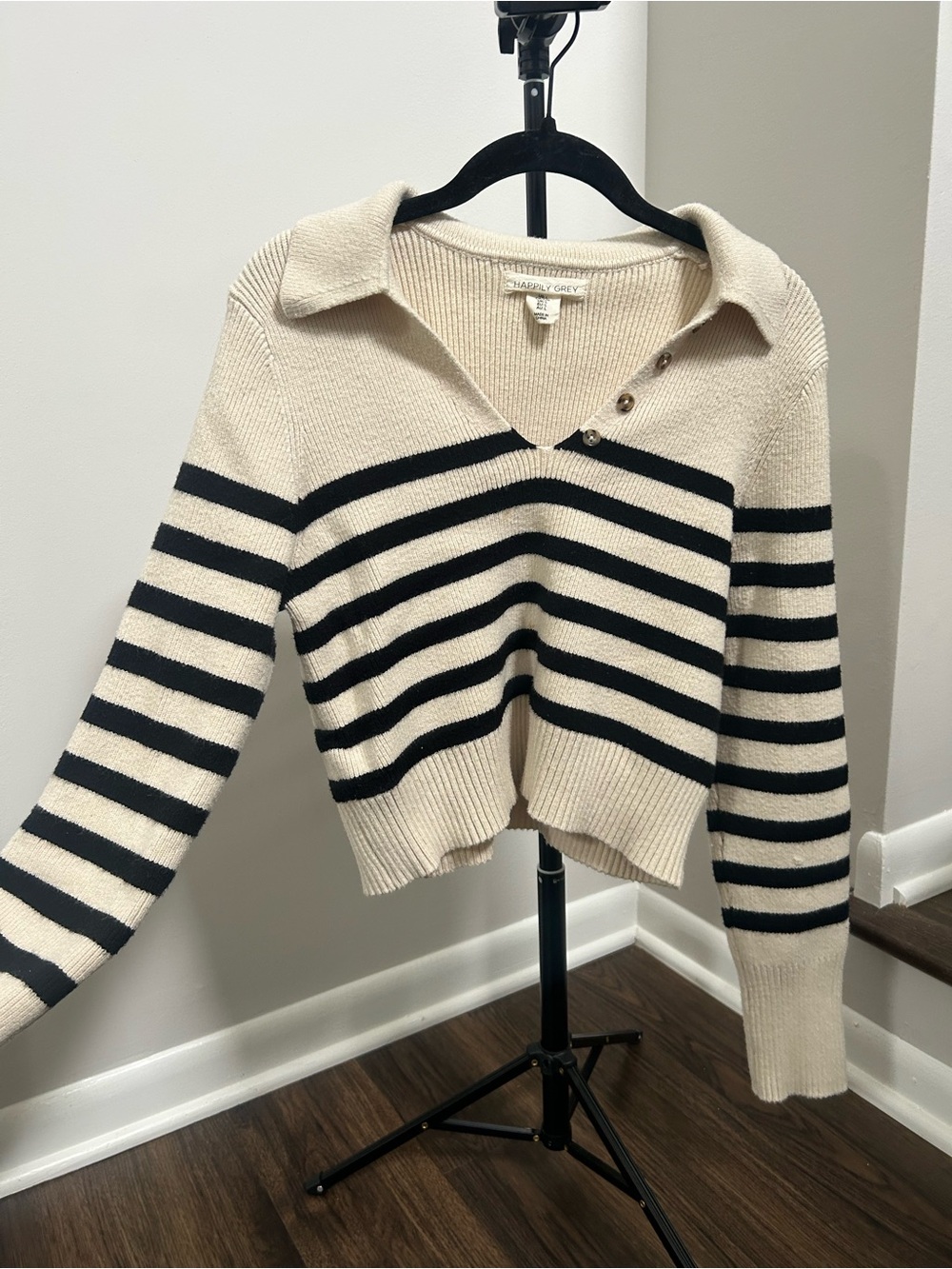Striped V-Neck Collared Sweater in Cream and Black